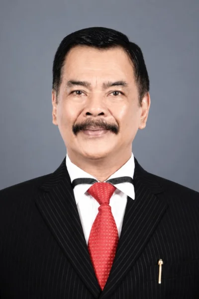 Prof. Dr. H. M. Soerya Respationo, S.H., M.H., M.M-v1