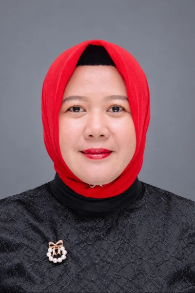 Assoc. Prof. Dr. Nolla Puspita Dewi, S.E., M.Ak-v1