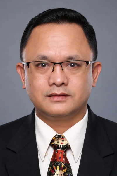Dr. Lagat Parroha Patar Siadari, S.H., M-v1