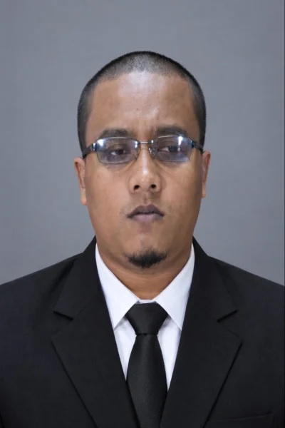 Dr. Ramon Nofrial, S.H.,M-v1