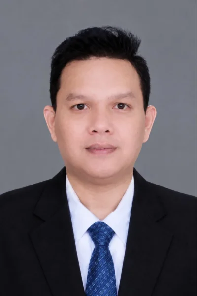 Kaspol Jihad, S.H., M-v1